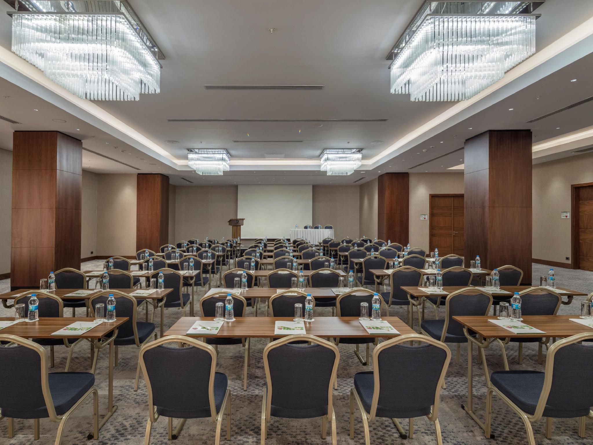 Holiday Inn Istanbul - Tuzla Bay By Ihg Buitenkant foto