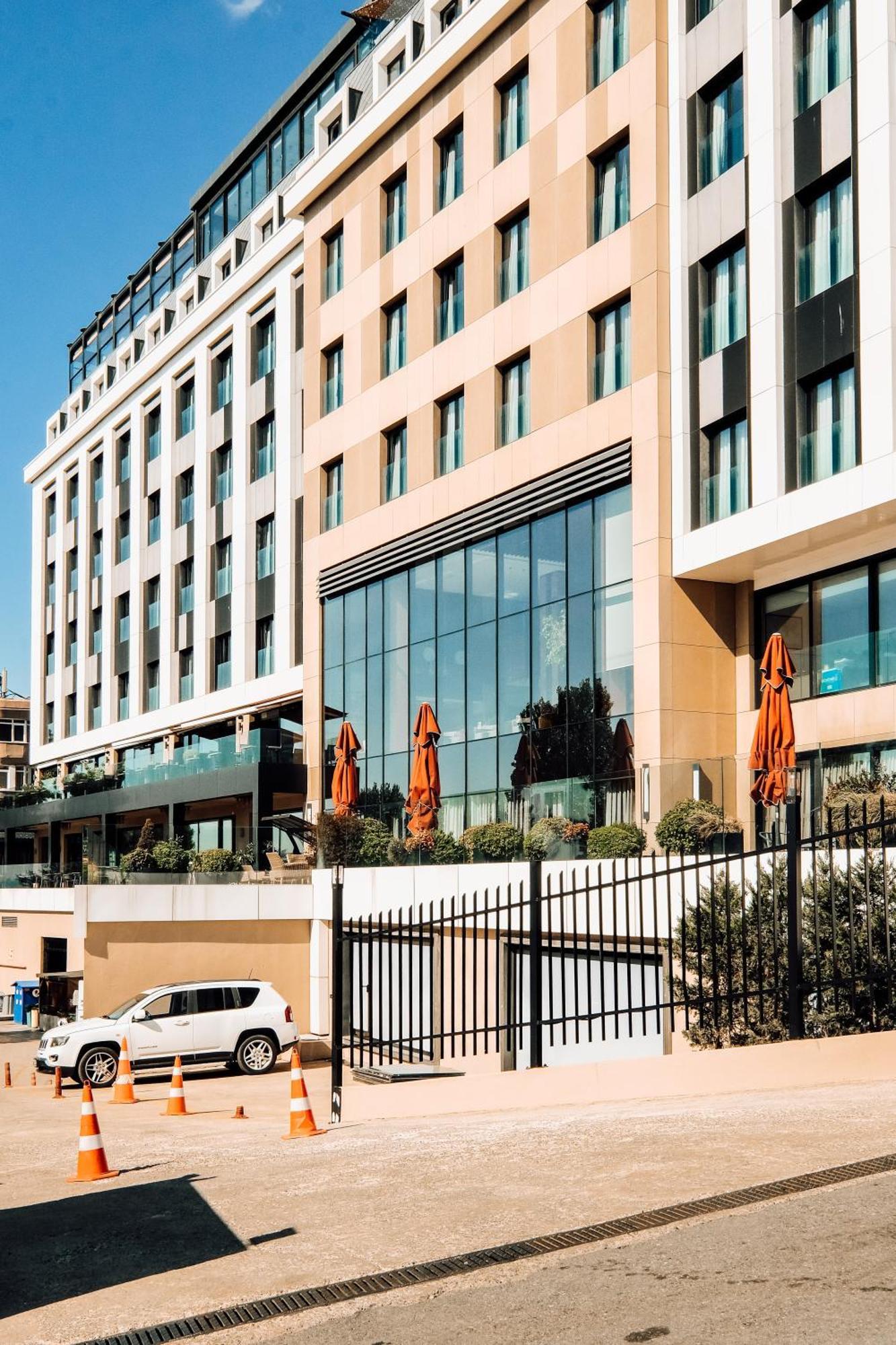 Holiday Inn Istanbul - Tuzla Bay By Ihg Buitenkant foto