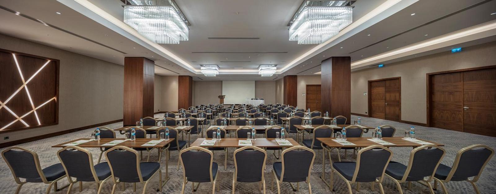 Holiday Inn Istanbul - Tuzla Bay By Ihg Buitenkant foto