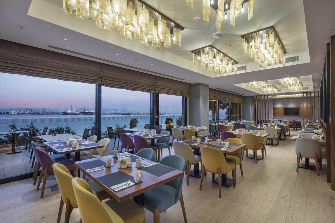 Holiday Inn Istanbul - Tuzla Bay By Ihg Buitenkant foto