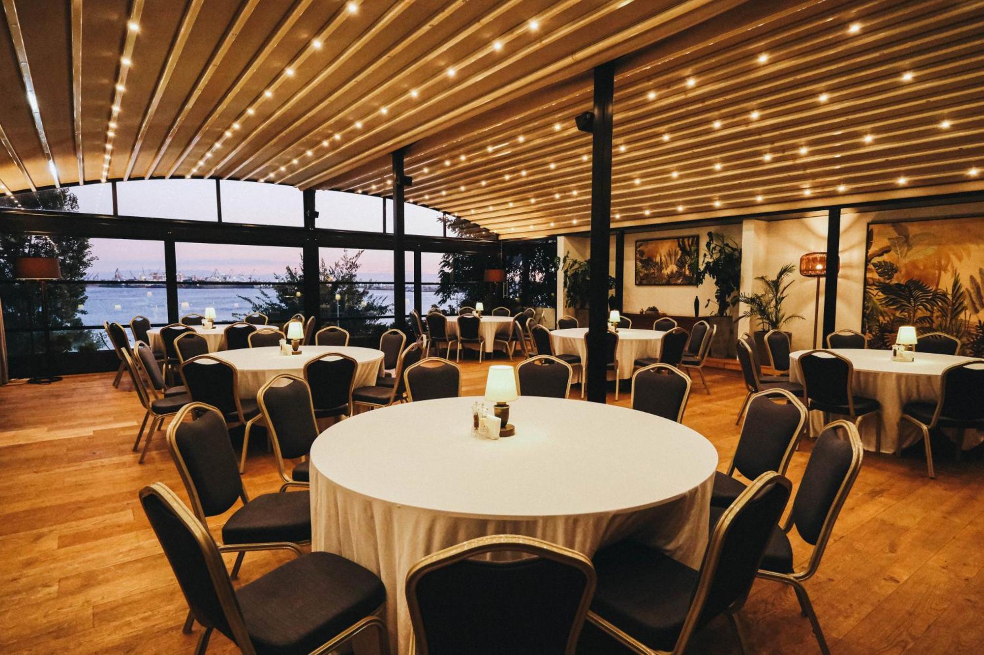Holiday Inn Istanbul - Tuzla Bay By Ihg Buitenkant foto