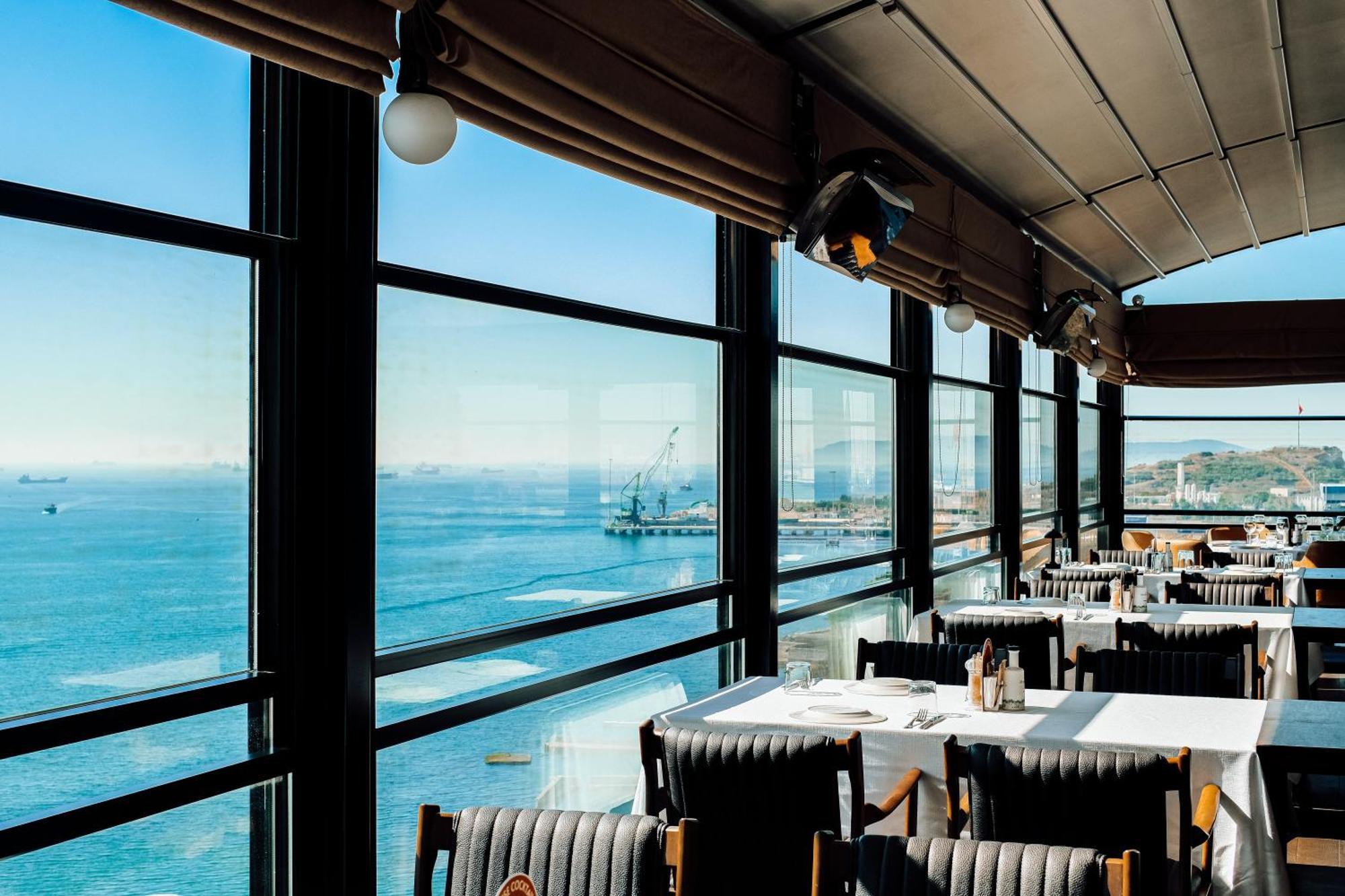 Holiday Inn Istanbul - Tuzla Bay By Ihg Buitenkant foto