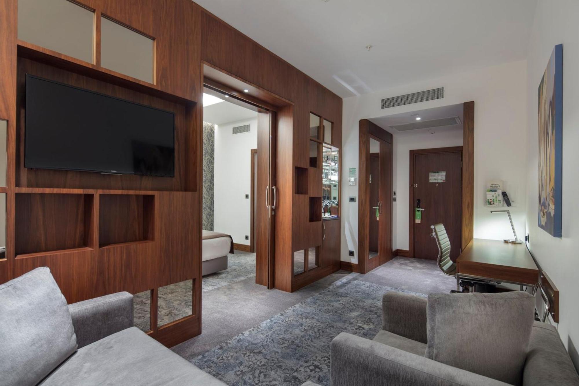 Holiday Inn Istanbul - Tuzla Bay By Ihg Buitenkant foto