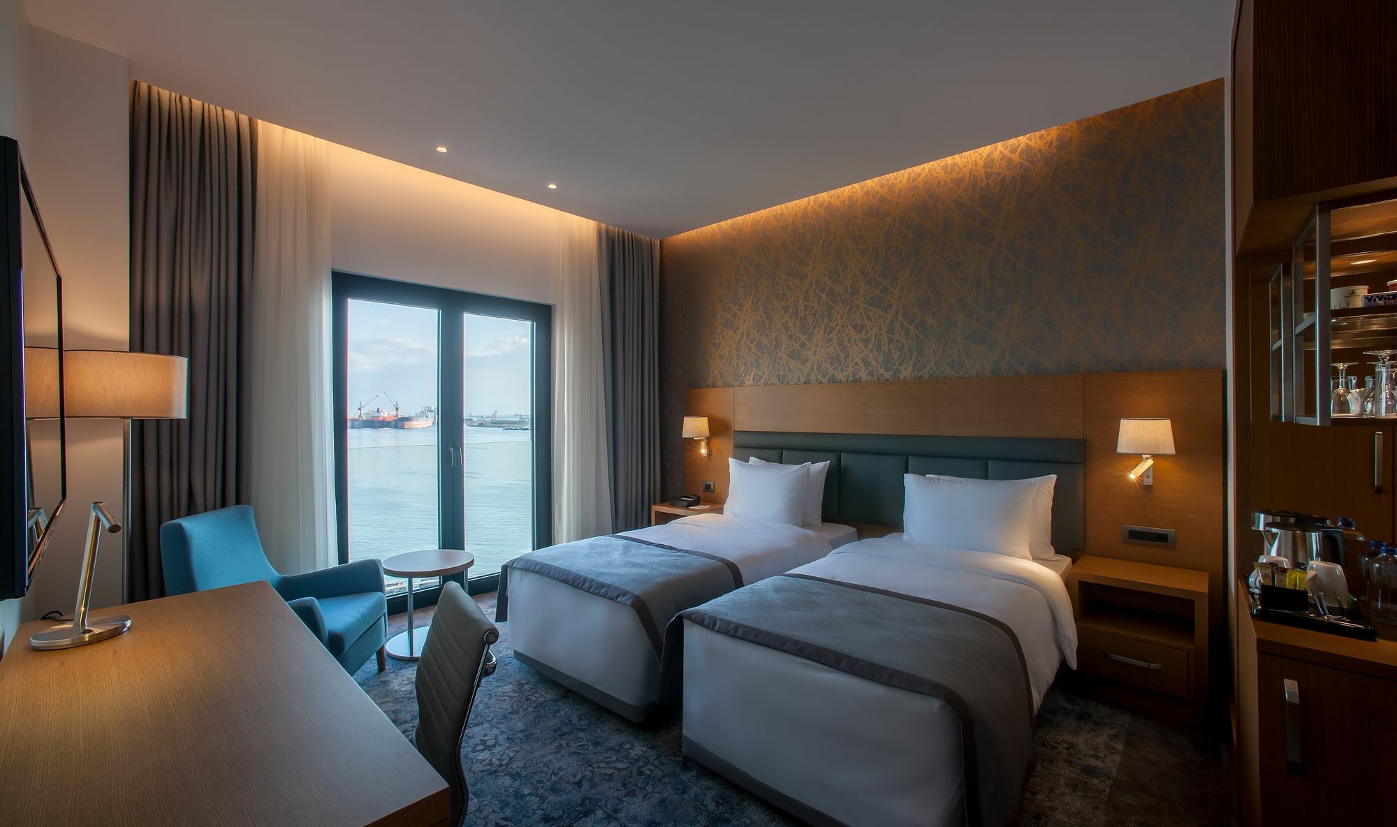 Holiday Inn Istanbul - Tuzla Bay By Ihg Buitenkant foto